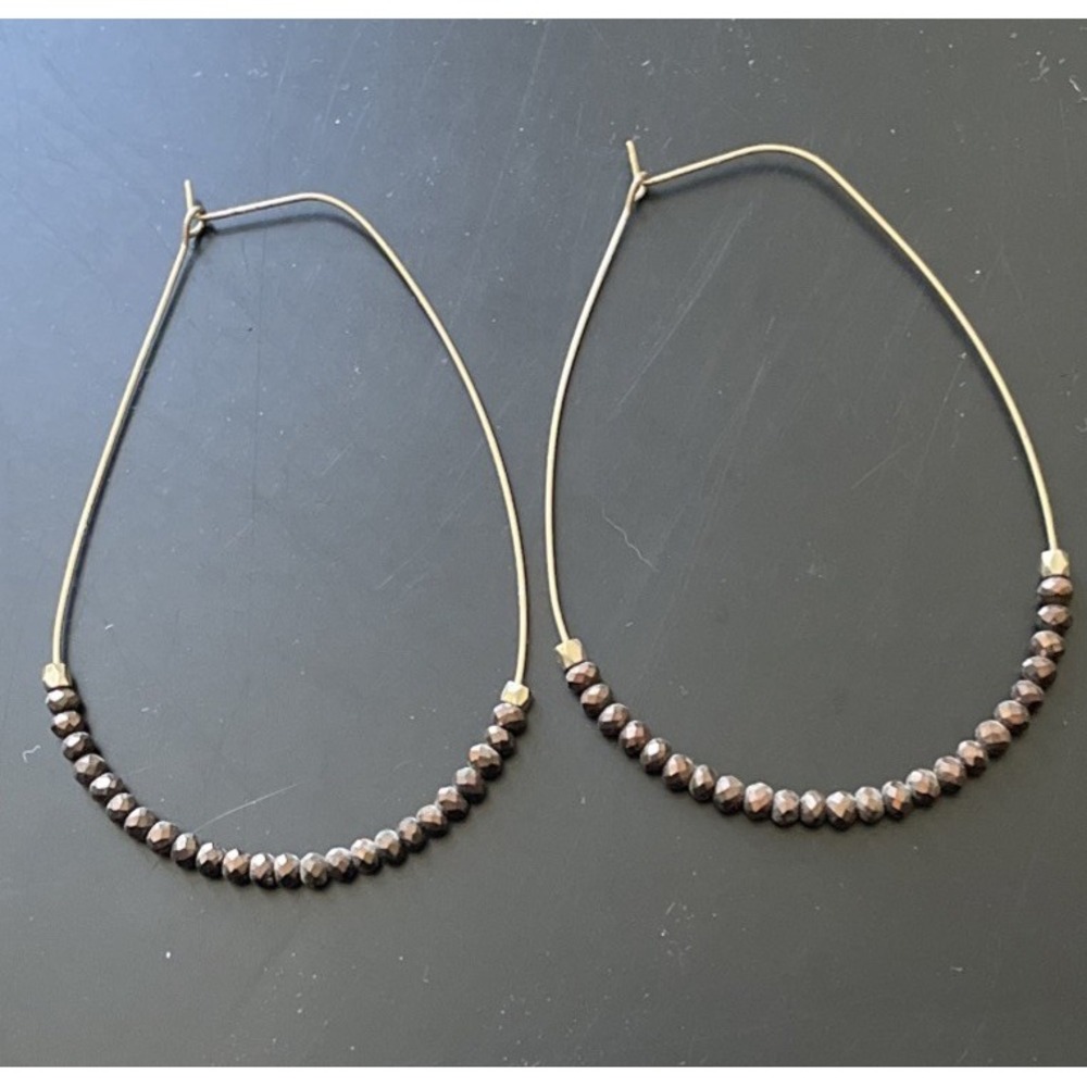 Gold Tone TEARDROP Wire Hoop Faceted Shimmery Beads‎ Beaded Dangle EARRINGS Big